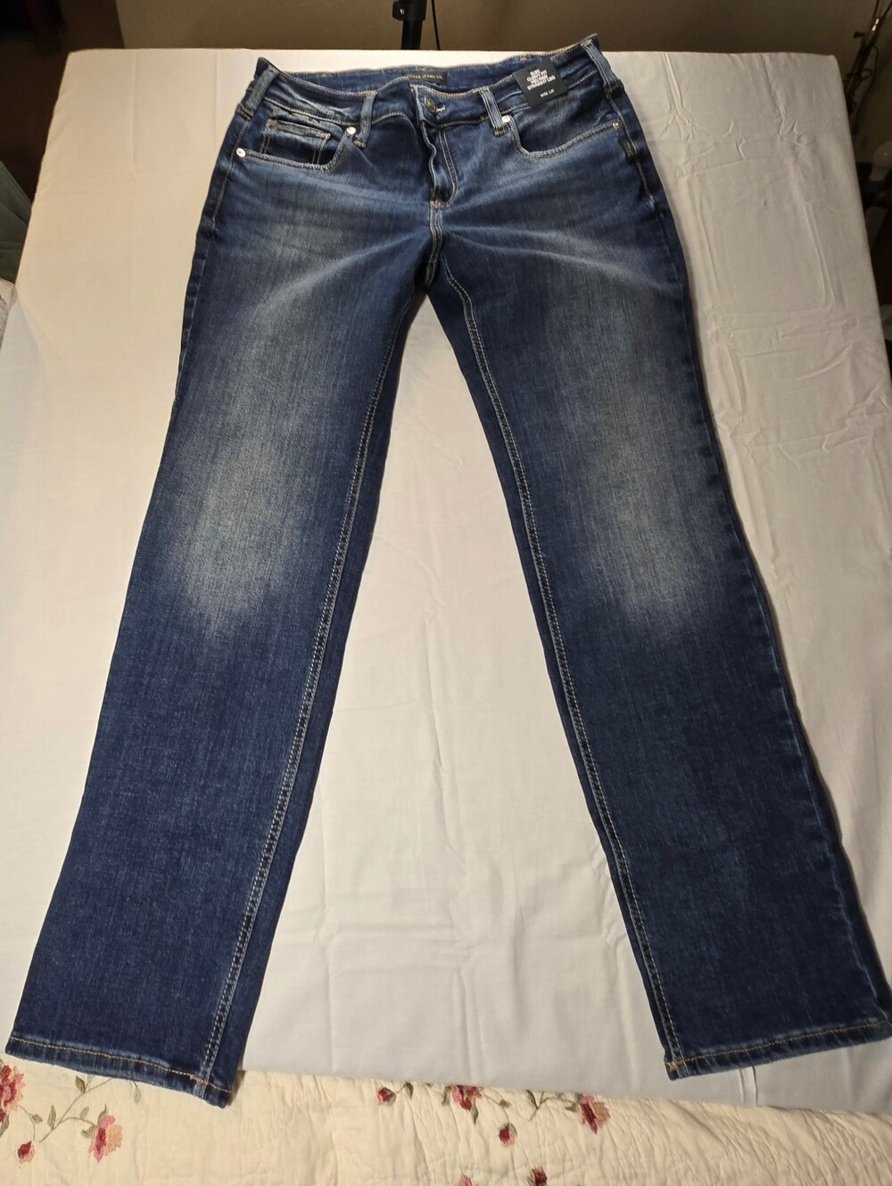 Silver Jeans Co. Suki Curvy Fit Mid Rise Straight Leg Jeans NWT
